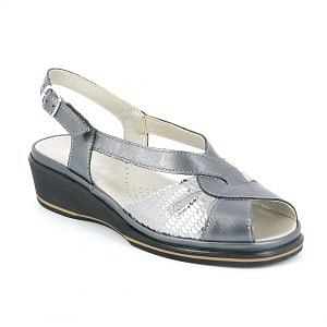 comfortable ladies dress sandals from Italy. get them at footkaki today